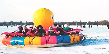 兒童游樂(lè)設(shè)備